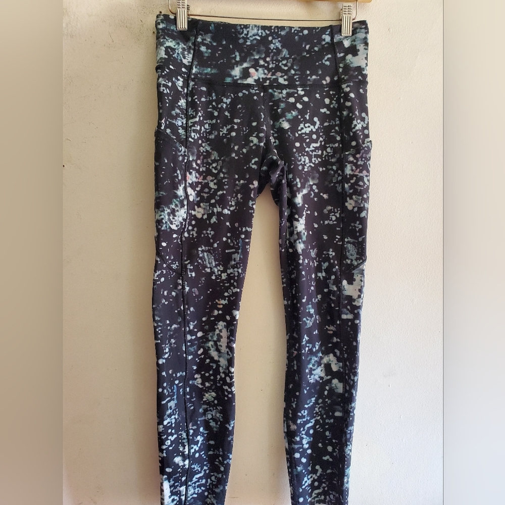 lululemon athletica Black and Light Blue Speckled Leggings